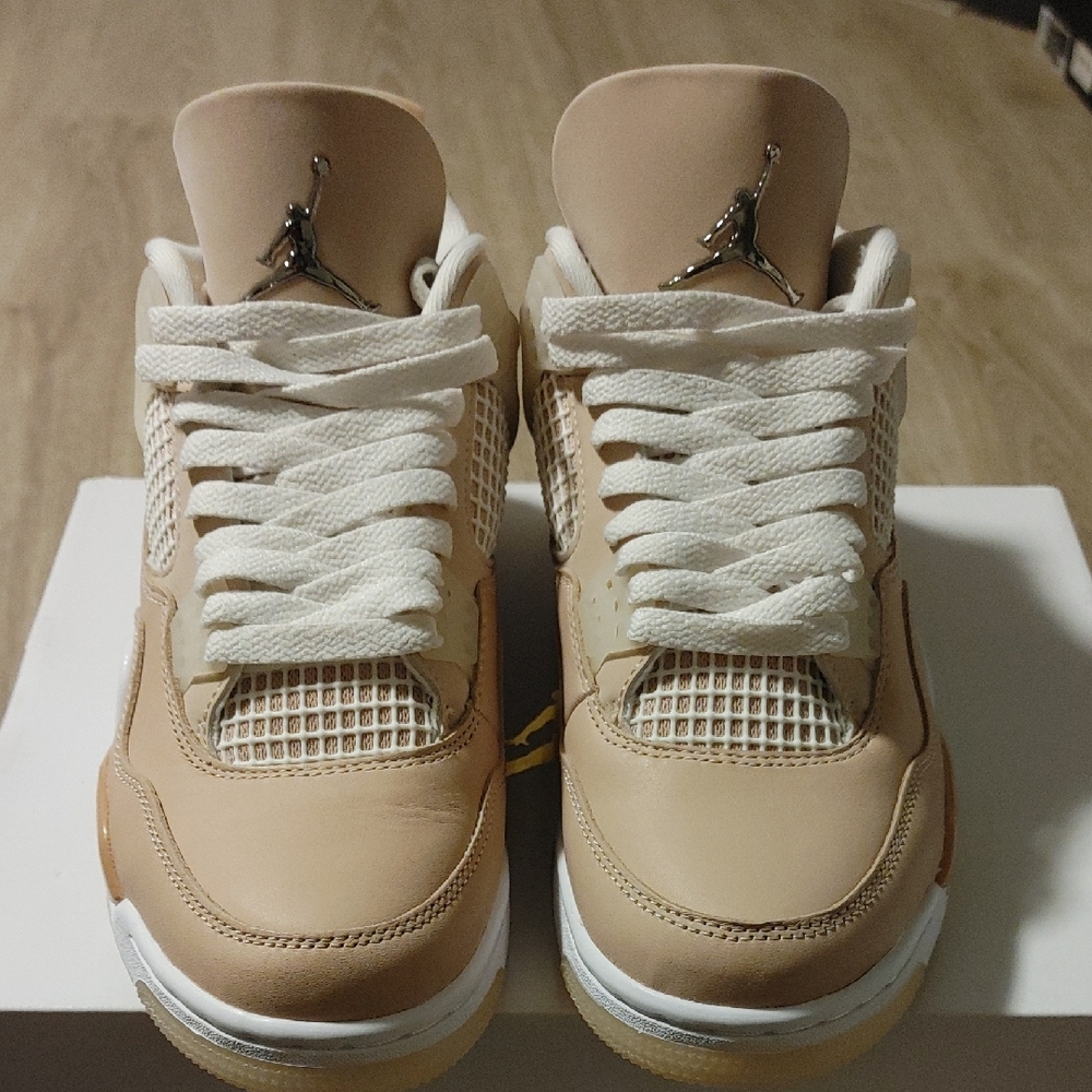 Air Jordan 4 Retro Shimmer